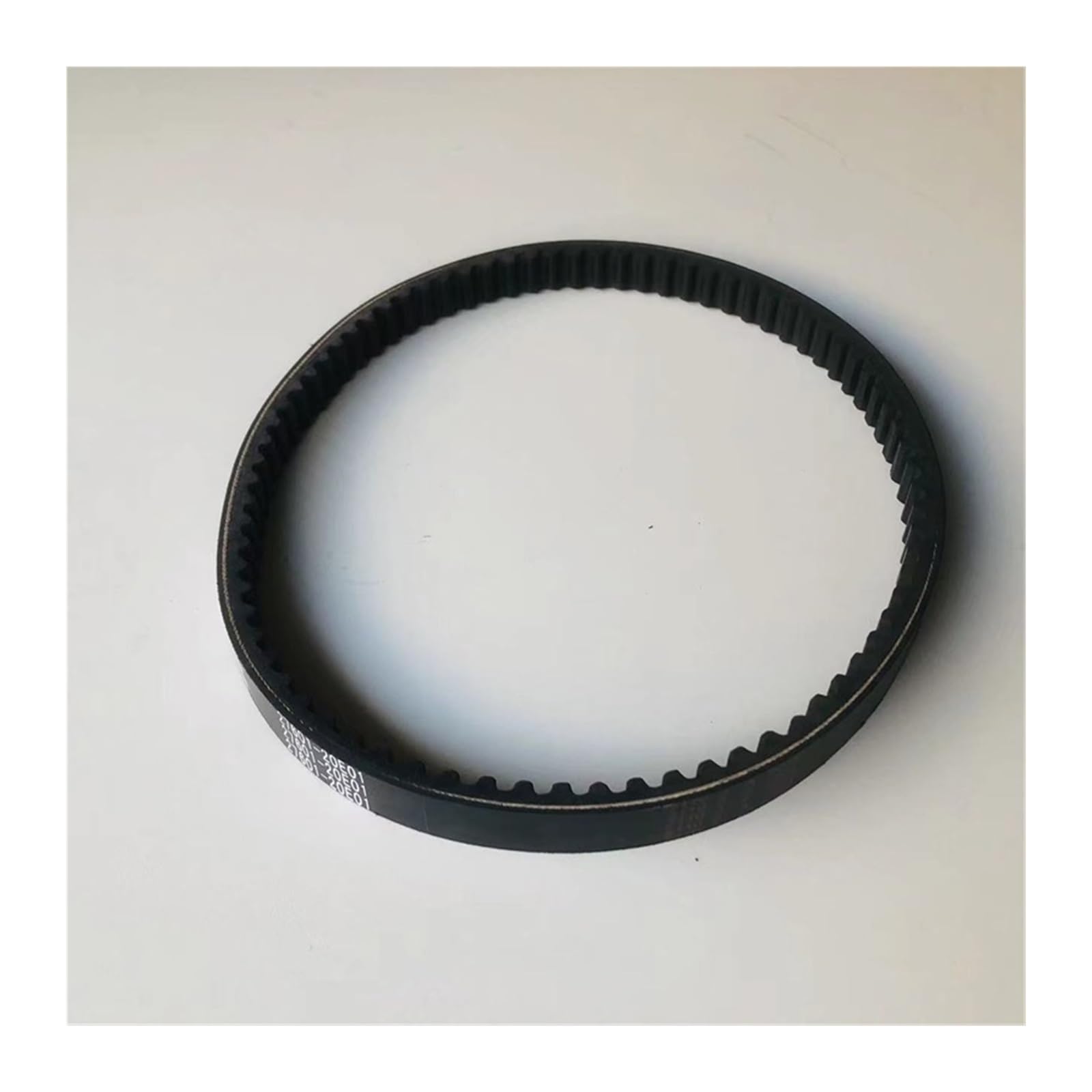 Antriebsriemen für Motorräder Für Haojue Für S&uzuki Für AN125 Für EINE 125cc Für HJ125T-7 Für Burgman Für EINE 125 150 1995-2000 Für HS125T Für 27601-20E01 Getriebe Antriebsriemen Zahnriemen Antriebsriemen für Motorräder Für Haojue Für S&uzuki Für AN125 Für EINE 125cc Für HJ125T-7 Für Burgman Für EINE 125 150 1995-2000 Für HS125T Für 27601-20E01 Getriebe Antriebsriemen Zahnriemen von YFFSSJ