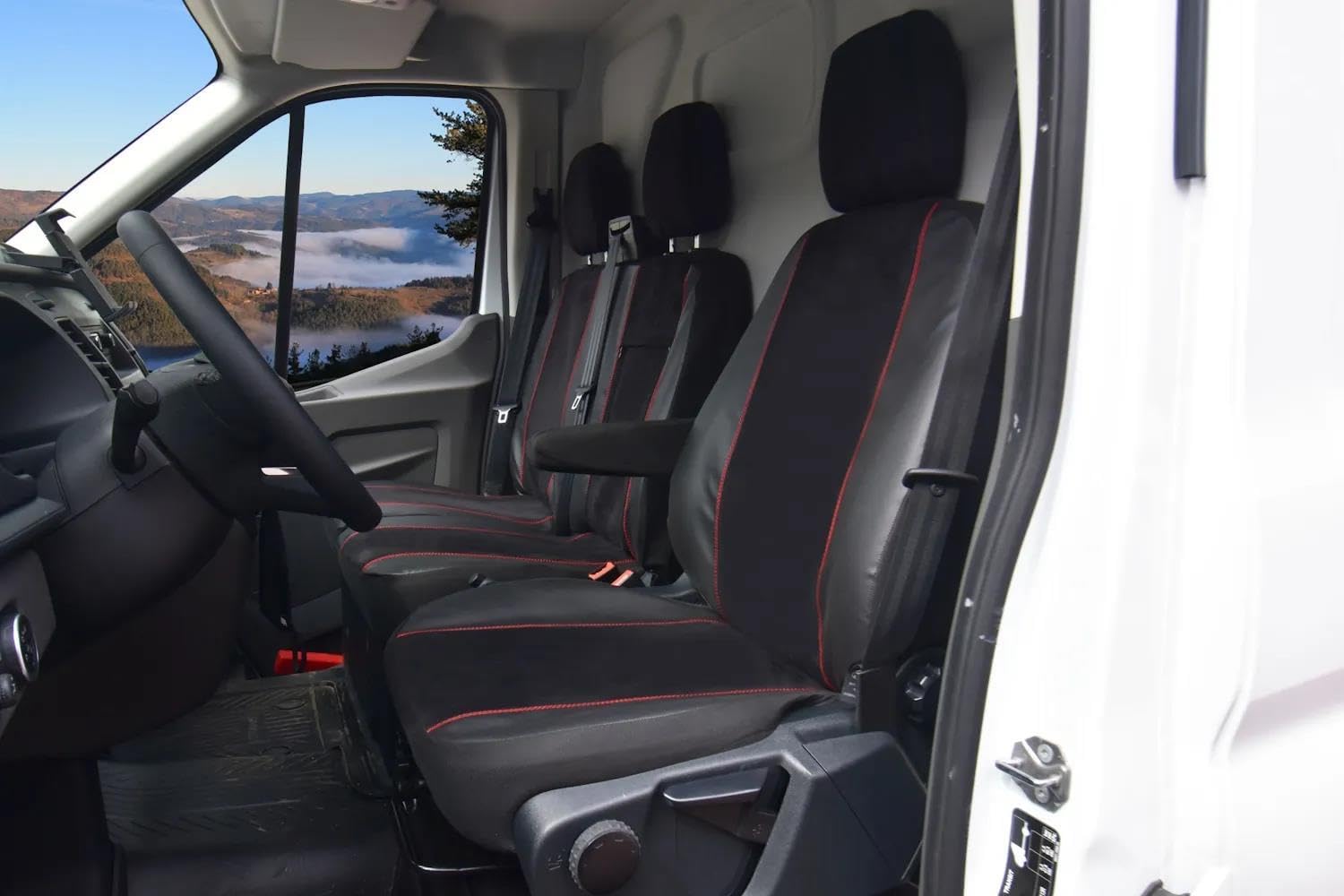 Z4L Sitzbezüge passend für Transit Tourneo Custom ab 2012 bis 2023 3 Sitzer - Velourimitat mit Kunstleder Schwarz, Rot, King - Passgenau Z4L Sitzbezüge passend für Transit Tourneo Custom ab 2012 bis 2023 3 Sitzer - Velourimitat mit Kunstleder Schwarz, Rot, King - Passgenau von Z4L
