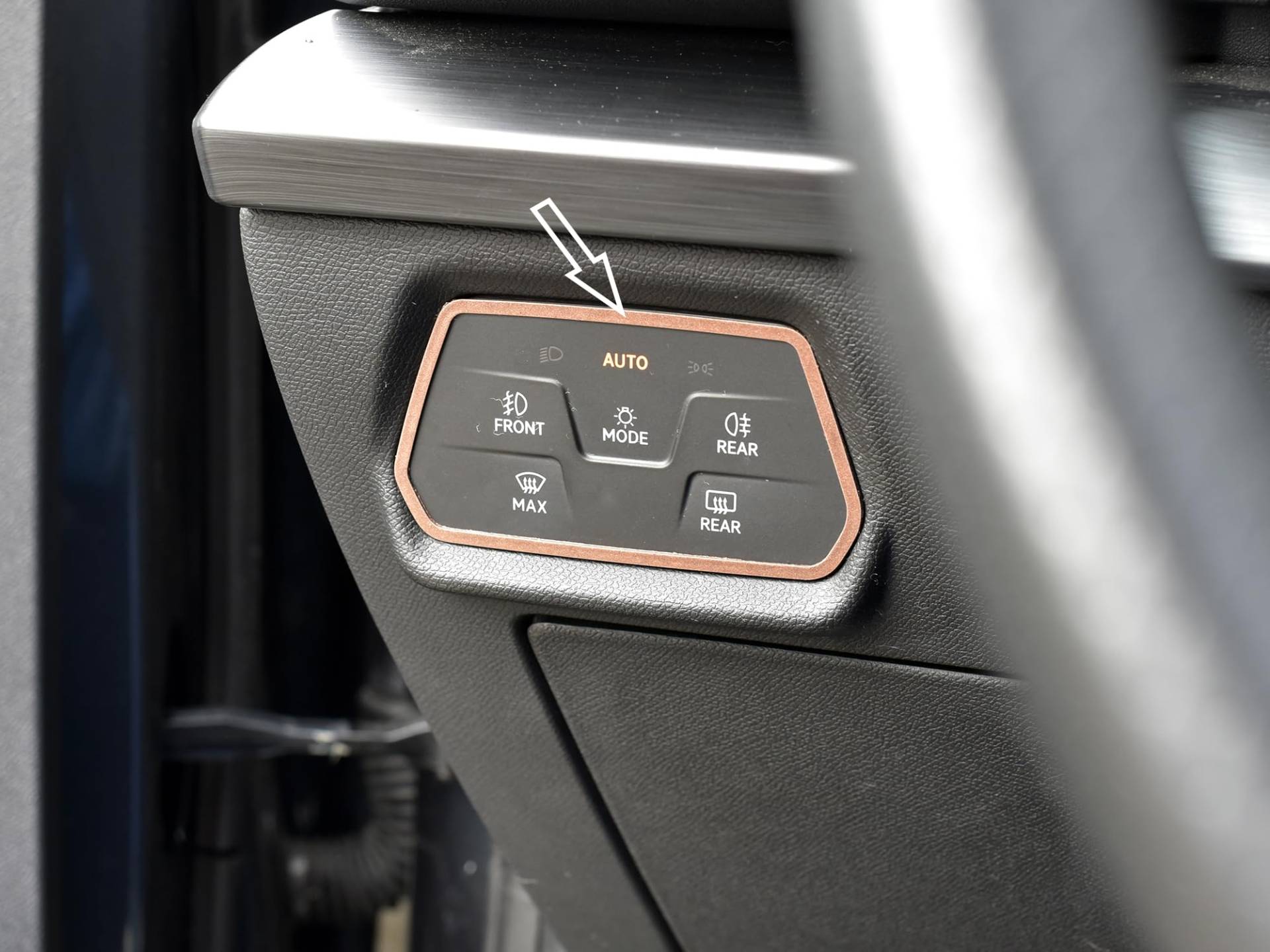 autoCOVR Abdeckung aus Stahl für Cupra.Leon/Formentor | Farbe COOPER Stil - Steuerschalter für die Rahmenbeleuchtung | 1 Stück Edelstahl V1 V2 VZ1 VZ2 VZ3 VZ5 VZ Veloz Edition Leon Tuning Zubehör autoCOVR Abdeckung aus Stahl für Cupra.Leon/Formentor | Farbe COOPER Stil - Steuerschalter für die Rahmenbeleuchtung | 1 Stück Edelstahl V1 V2 VZ1 VZ2 VZ3 VZ5 VZ Veloz Edition Leon Tuning Zubehör von autoCOVR