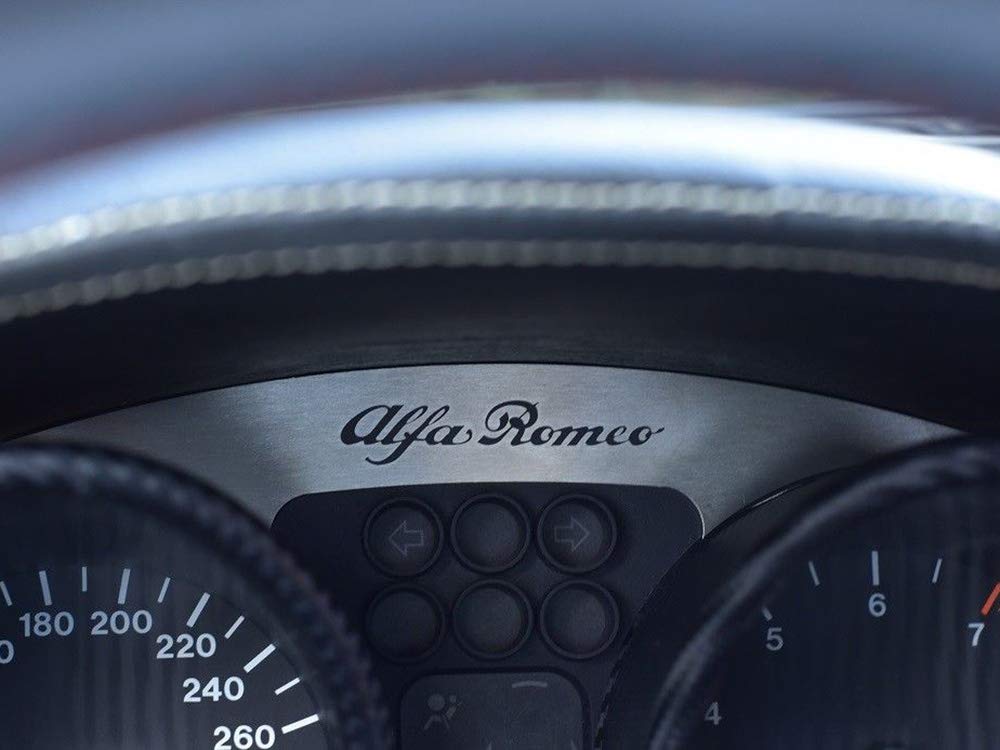 Interieur Stahlabdeckung für Alfa_Romeo GTV & SPIDER (916) - 1 Stück Instrumententafel Emblem Platte Zubehör Edelstahl Gebürstet Blenden Cockpit Dekor von autoCOVR