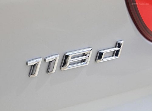 E871 118d Emblem 118 d schriftzug Badge auto aufkleber 3D car Sticker Chrom Abziehbild von badgeswelt