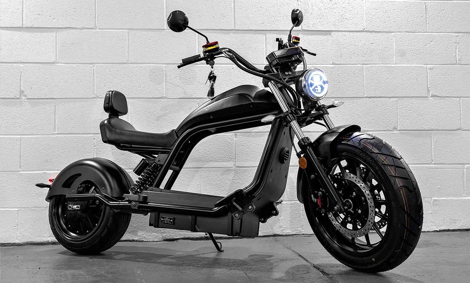 Elektroroller “HL 6.0”, 45 km/h, 3000 Watt, 100 km Reichweite, Straßenzulassung, 50 ccm, Lithium-Akku, Elektro Motorroller, Elektro Roller, E-Roller mit Sitz, (Schwarz, 45Ah) von elrofu