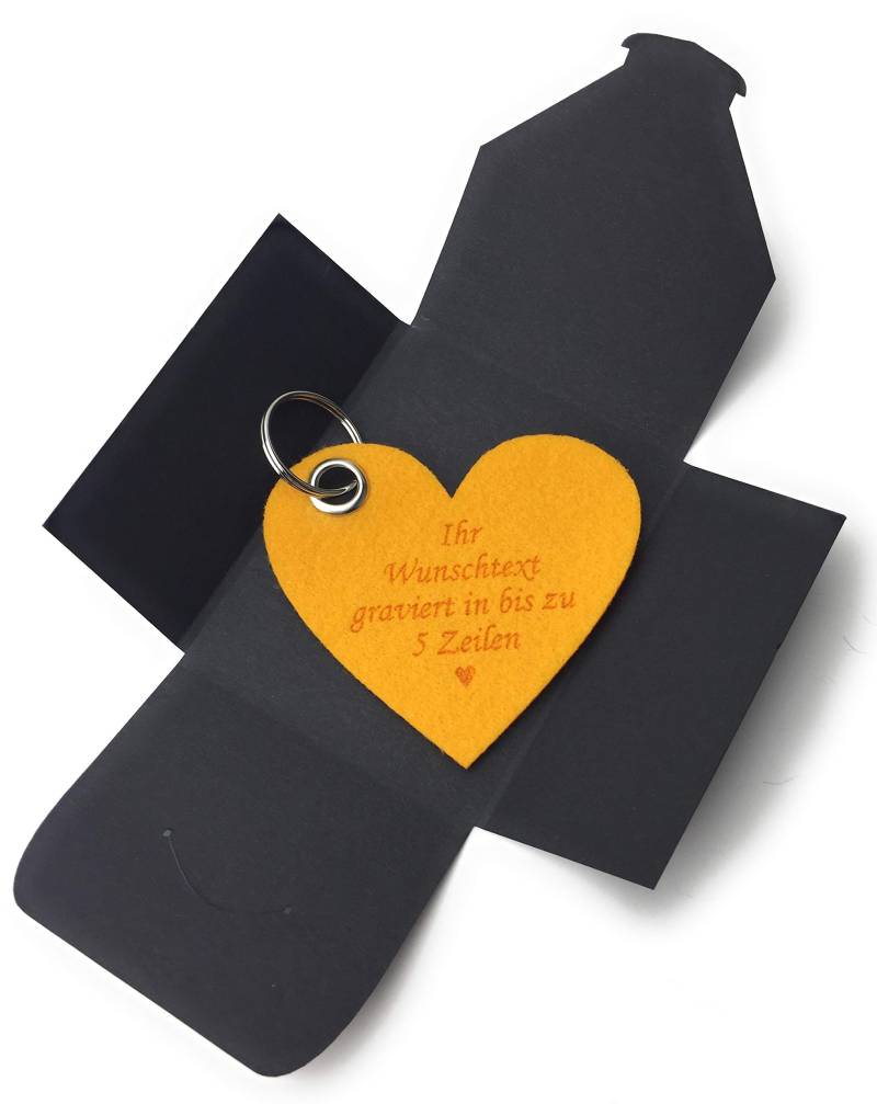 Schlüsselanhänger aus Filz - Herz/Liebe Gross - Safran-gelb - mit Namensgravur - als Geschenk von filzschneider