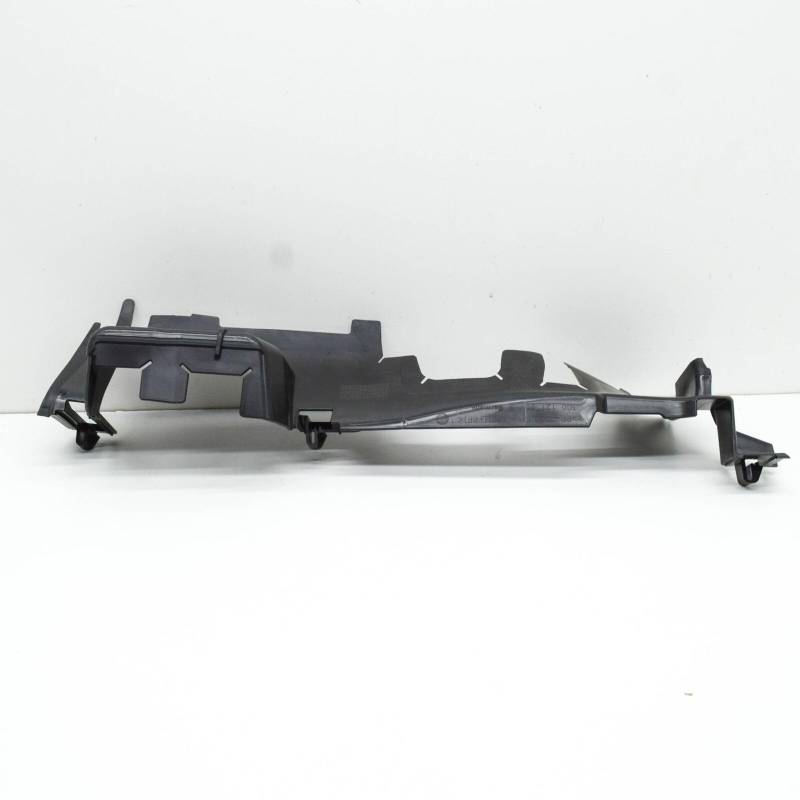 Passend für Volkswagen Passat B8 3G Kühler-Luftabweiser rechts 3G0121284B Original von gtvtrading