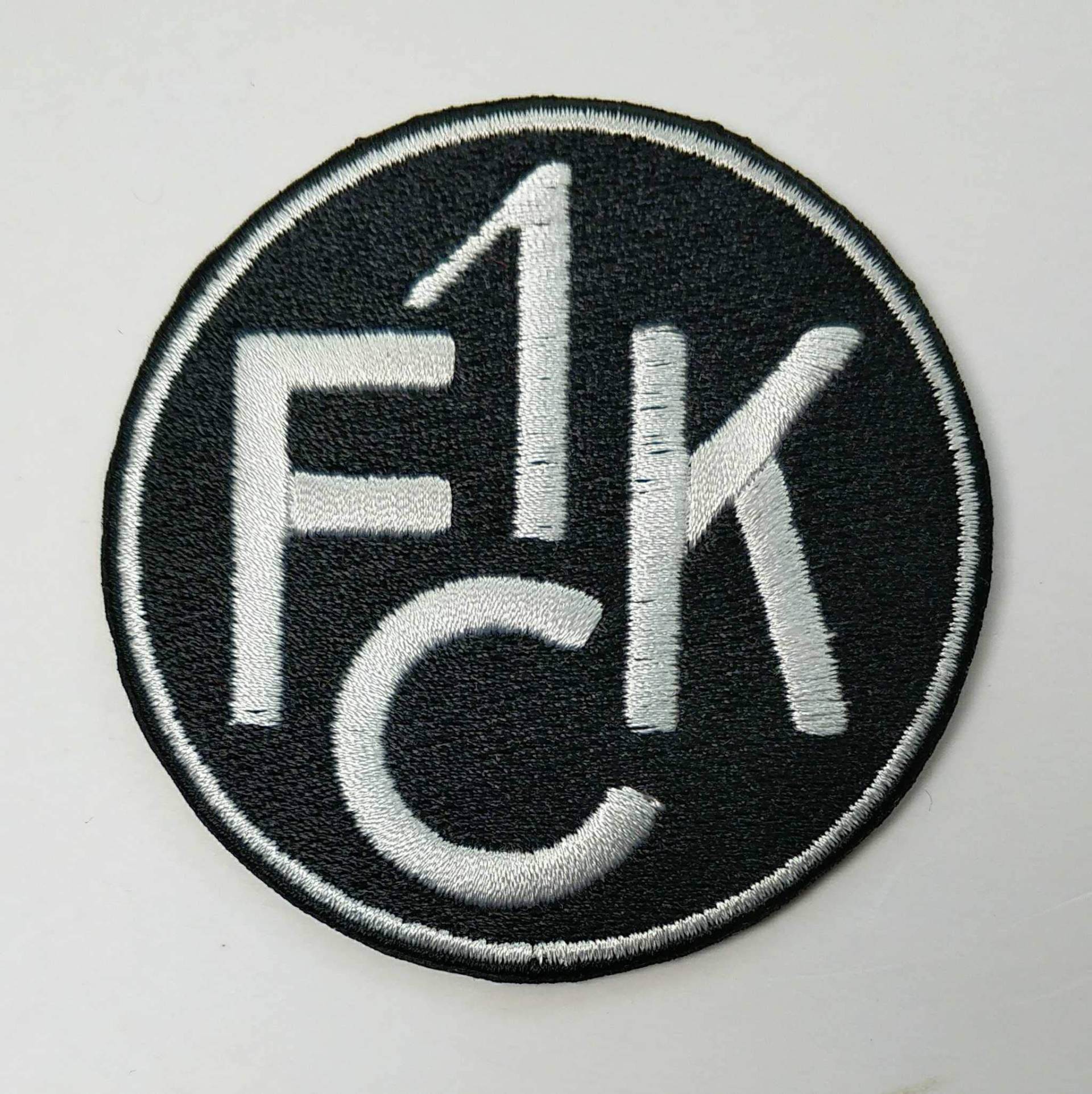 2stk FC Kaiserslautern schwarz Aufnäher Patch Football Fussball Soccer Club Iron on bügelbild aufbügler Badge 2stk FC Kaiserslautern schwarz Aufnäher Patch Football Fussball Soccer Club Iron on bügelbild aufbügler Badge von jingtongda
