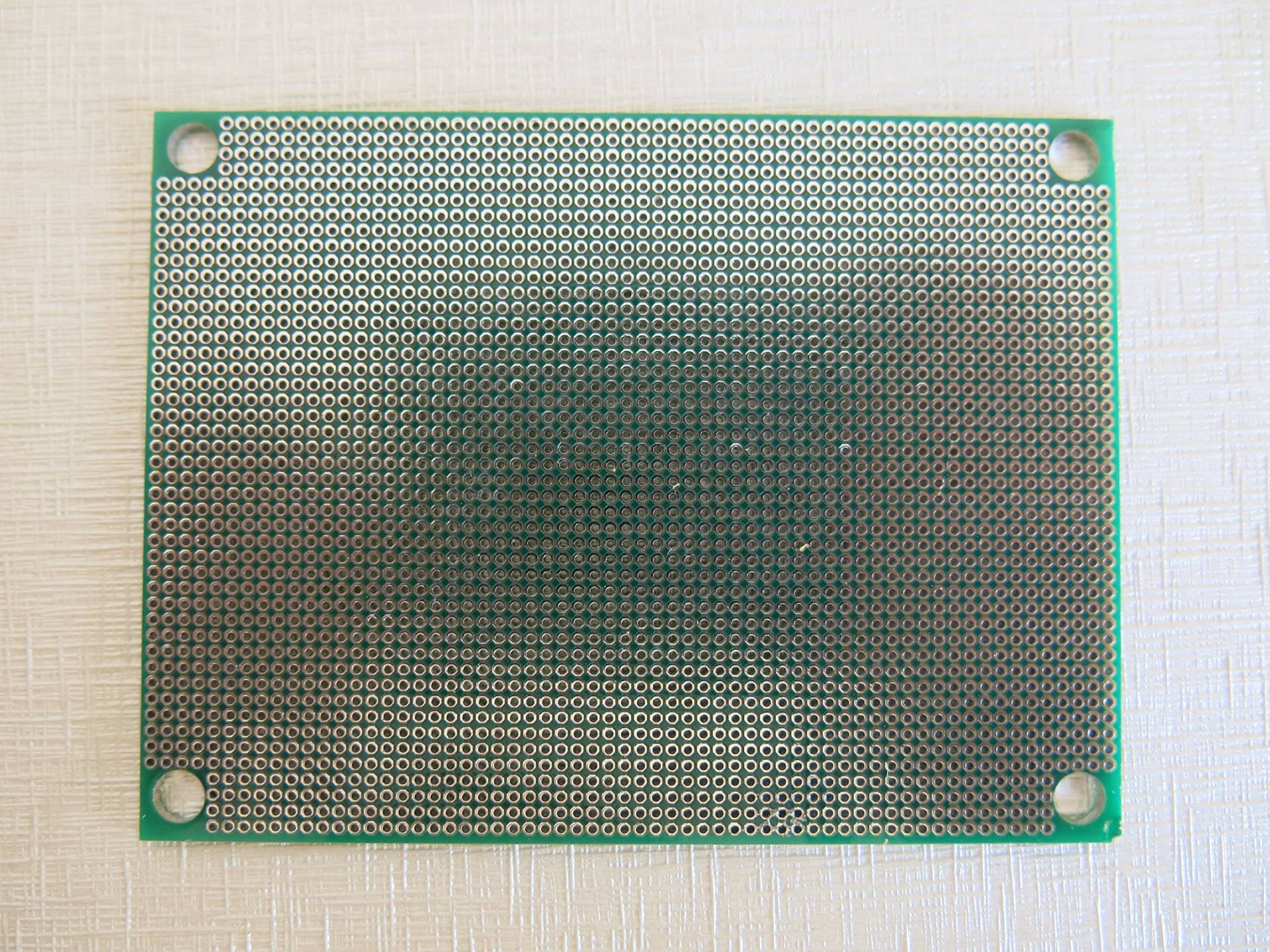 3Stk Pitch 1.27mm 6x8cm doppelseitig RM1.27 Lochabstand Lochrasterplatine Veroboard Stripboard Fibreglass FR4 Prototype Paper PCB Platine Leiterplatte FR4 Experiment Matrix Circuit Board 3Stk Pitch 1.27mm 6x8cm doppelseitig RM1.27 Lochabstand Lochrasterplatine Veroboard Stripboard Fibreglass FR4 Prototype Paper PCB Platine Leiterplatte FR4 Experiment Matrix Circuit Board von jingtongda