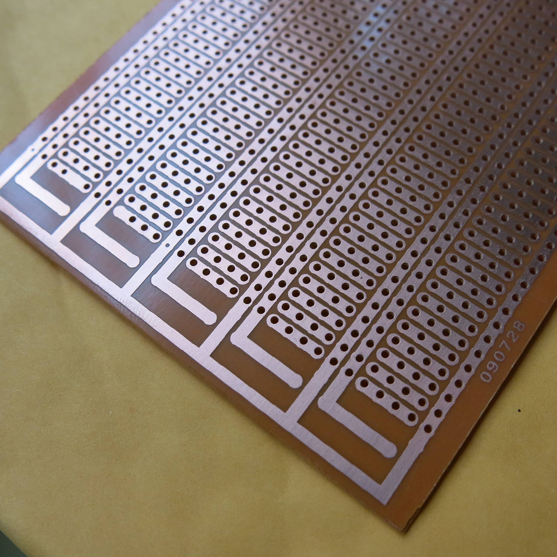 5stk 85X200mm 8.5x20cm 4er Streifenraster Veroboard Stripboard Prototype Paper PCB Platine Leiterplatte Universal Experiment Matrix Circuit Board Bakelite 5stk 85X200mm 8.5x20cm 4er Streifenraster Veroboard Stripboard Prototype Paper PCB Platine Leiterplatte Universal Experiment Matrix Circuit Board Bakelite von jingtongda