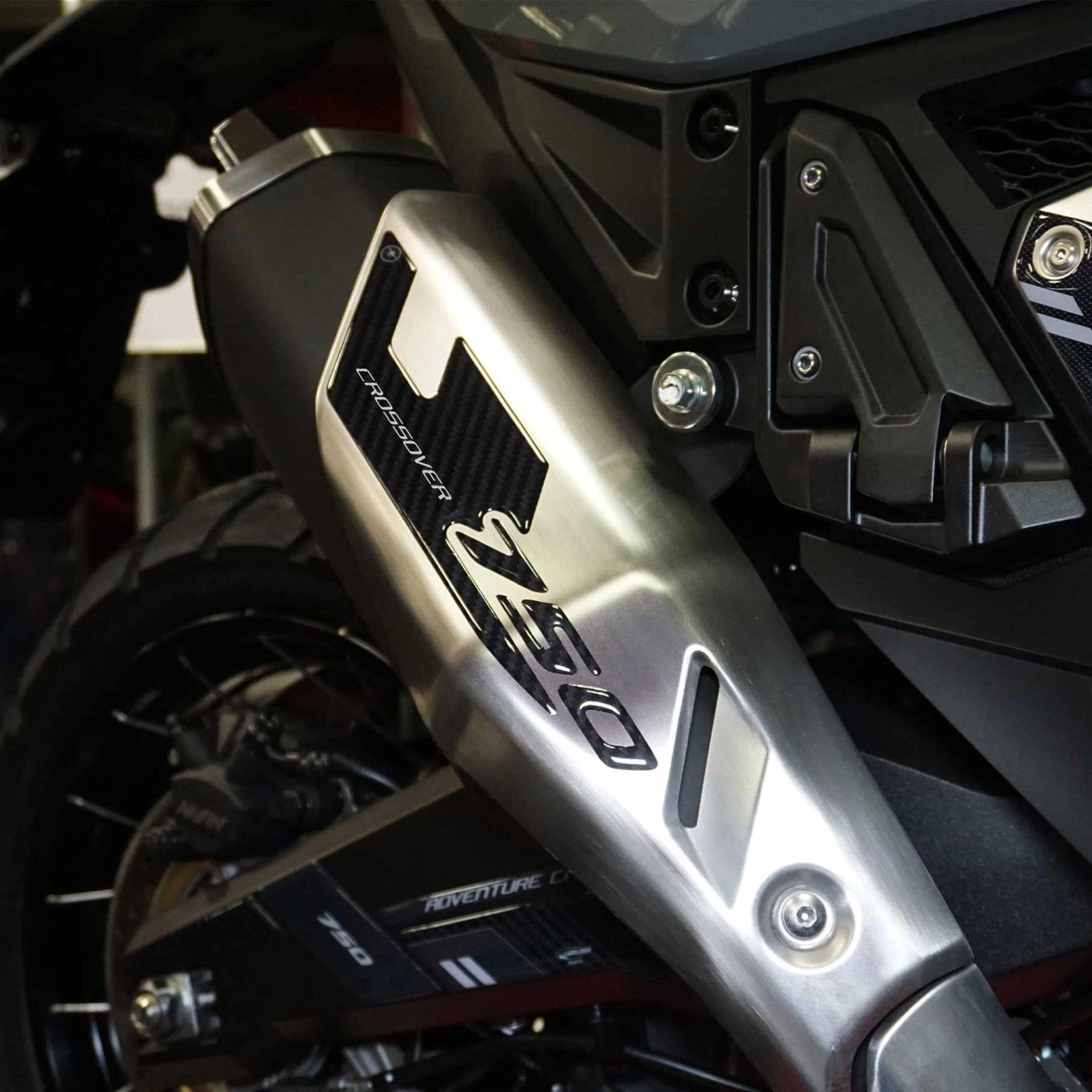 labelbike - 3D Gel Harz Aufkleber Schalldämpfer Schutz kompatibel mit Honda X-ADV 750 2021-2025 von LABELBIKE