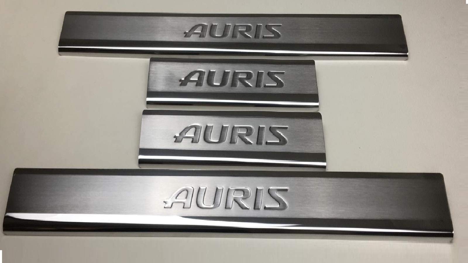 manox für Auris E18 2012-2018 Einstiegsleisten 4 TLG verchromter Edelstahl von manox