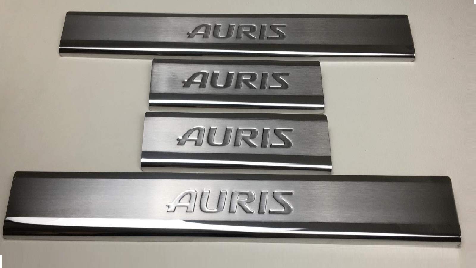 manox für Auris E18 2012-2018 Einstiegsleisten 4 TLG verchromter Edelstahl manox für Auris E18 2012-2018 Einstiegsleisten 4 TLG verchromter Edelstahl von manox