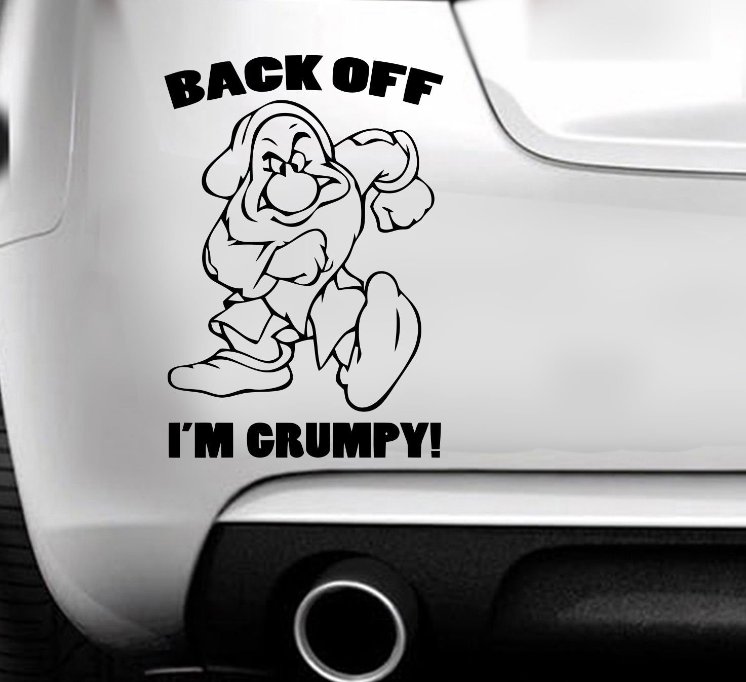 myrockshirt Back Off I'm Grumpy Grumpy von den 7 Zwergen Aufkleber Autoaufkleber Sticker Auto`+ Bonus Testaufkleber Estrellina-Glückstern ®, gedruckte Montageanleitung, waschanlagenfest, von myrockshirt