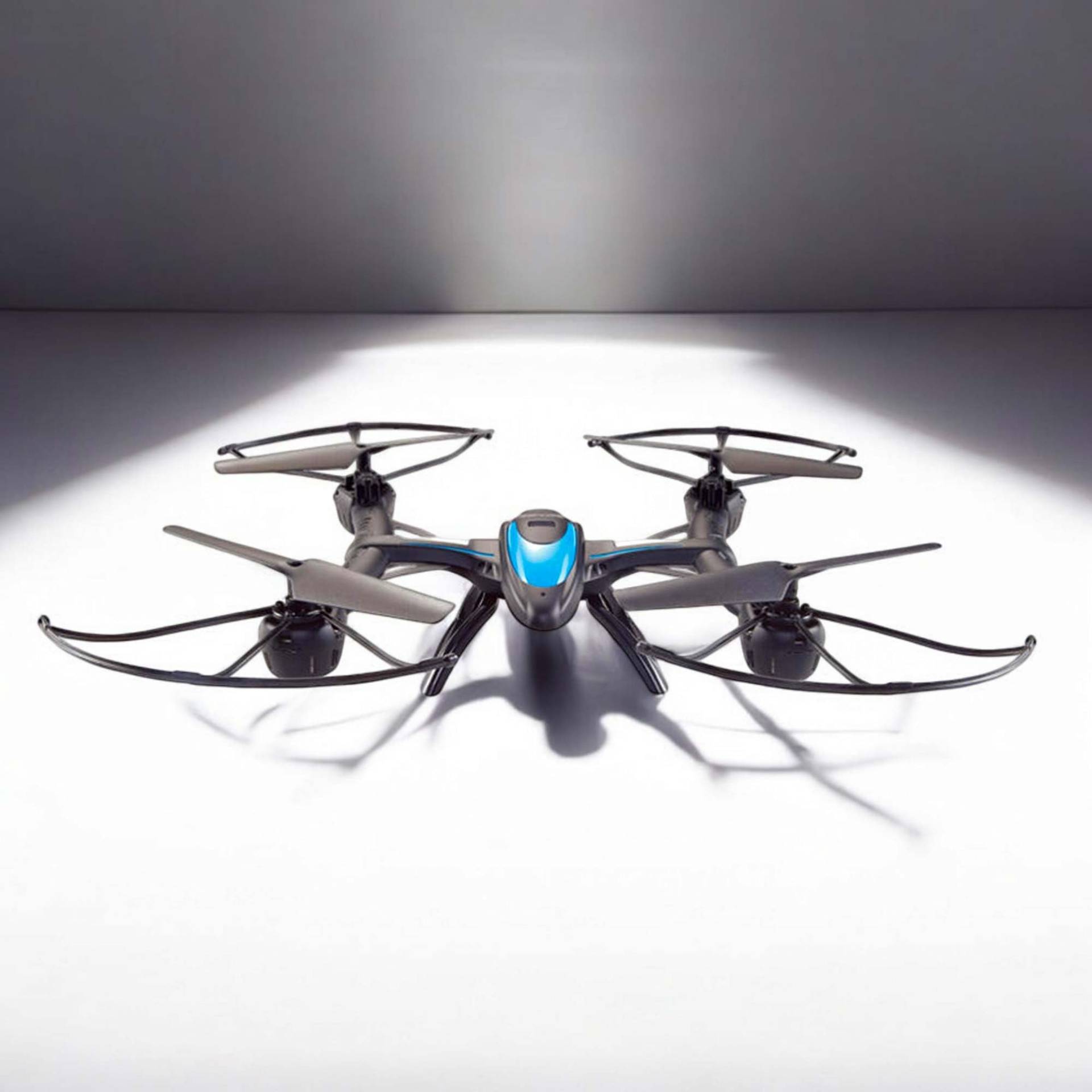 RC ferngesteuerte Drohne mit LED-Beleuchtung, Quadcopter mit Gyroskop, Headless-Mode, 3D-Flip Looping Funktion, Drone m. Propeller-Schutz und Ersatzakku, Spielzeug Quadrocopter f. Kinder u. Erwachsene RC ferngesteuerte Drohne mit LED-Beleuchtung, Quadcopter mit Gyroskop, Headless-Mode, 3D-Flip Looping Funktion, Drone m. Propeller-Schutz und Ersatzakku, Spielzeug Quadrocopter f. Kinder u. Erwachsene von njoyn