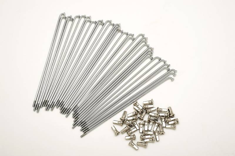 Kit 40 Speichen und Nippel Durchmesser 4,0 mm Länge 200 mm Faltung 90 ° von pirini moto