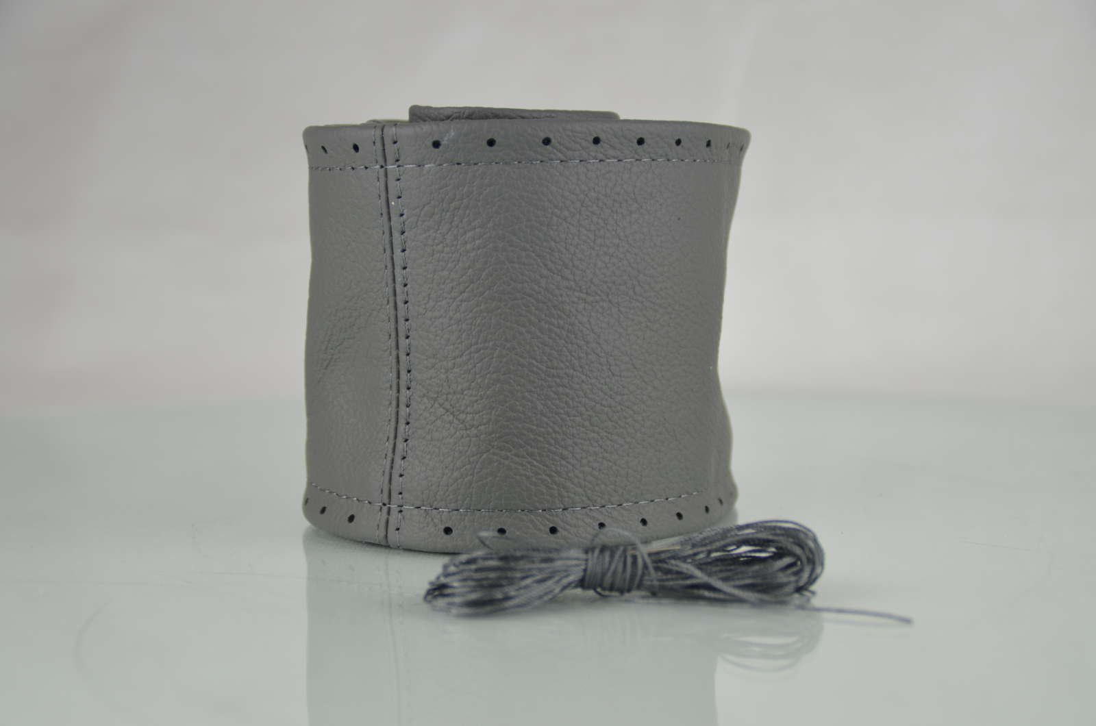 Lenkradschoner Lenkradhülle Lenkradbezug echt Leder Größe L Ø 39-40 cm GRAU Lenkradschoner Lenkradhülle Lenkradbezug echt Leder Größe L Ø 39-40 cm GRAU von Walser