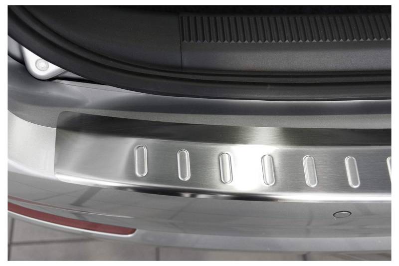 teileplus24 L582E Ladekantenschutz V2A Edelstahl passend für Skoda Octavia 2 Kombi 2004-2013 Abkantung von teileplus24