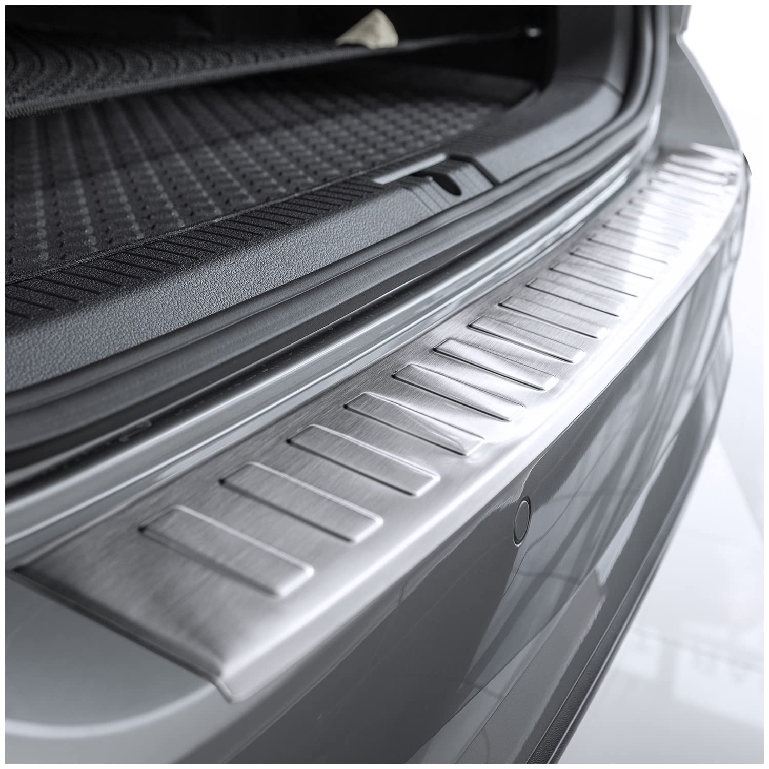 teileplus24 AL119 Ladekantenschutz Aluminium kompatibel mit VW Golf 7 Variant 2017-2021, Farbe:Silber von teileplus24