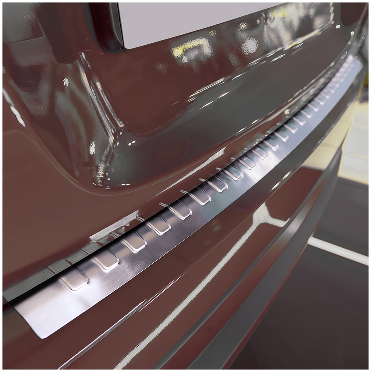 teileplus24 L625 Ladekantenschutz V2A Edelstahl kompatibel mit Mitsubishi Eclipse Cross 2018-2021 Abkantung, Farbe:Silber gebürstet von teileplus24