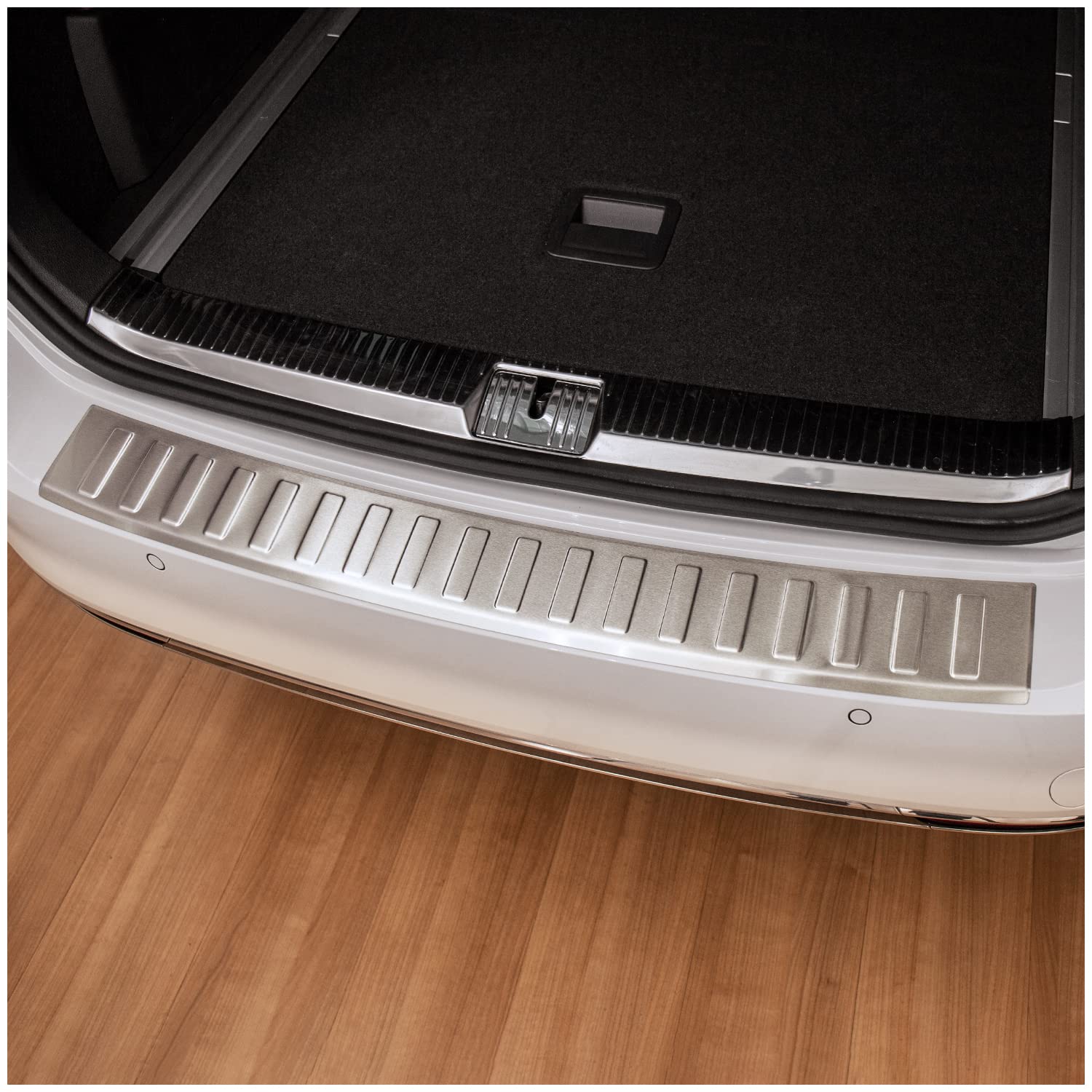 tuning-art L383 Edelstahl Ladekantenschutz passend für VW Passat B8 Kombi 2019-2023, Farbe:Silber tuning-art L383 Edelstahl Ladekantenschutz passend für VW Passat B8 Kombi 2019-2023, Farbe:Silber von tuning-art